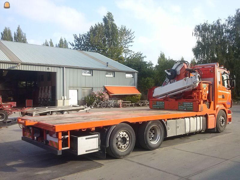 Scania bakwagen + 26 ton meter kraan Wegenbouw.be